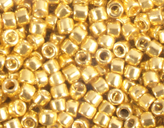 Z156557 156557 Z155557 155557 Cuentas japonesas cilindro Treasure galvanizado dorado Toho - Ítem