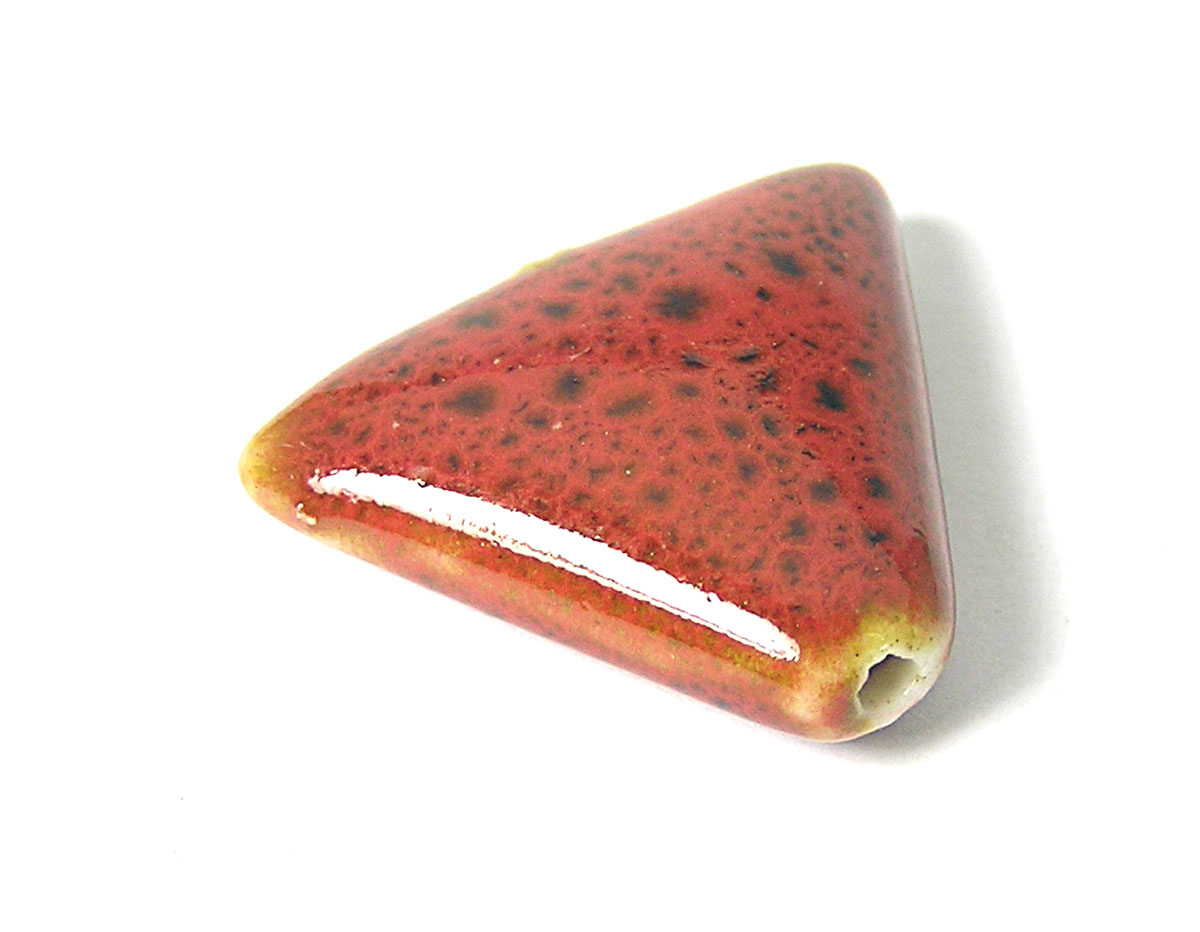 Z17121 17121 Perle ceramique triangle rouge Innspiro
