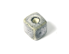 Z17126 17126 Cuenta ceramica cubo gris Innspiro - Ítem