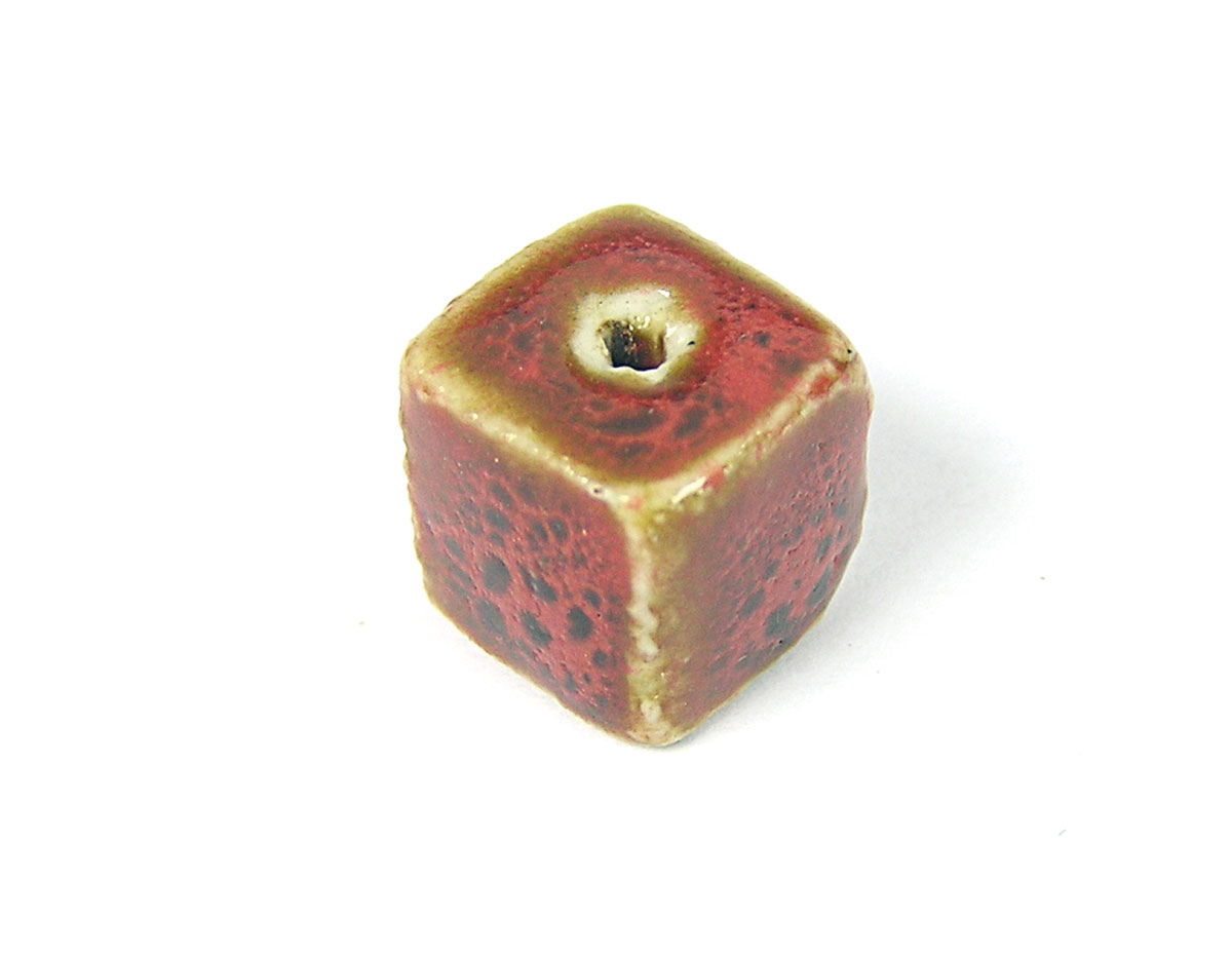 Z17146 17146 Perle ceramique cube rouge Innspiro