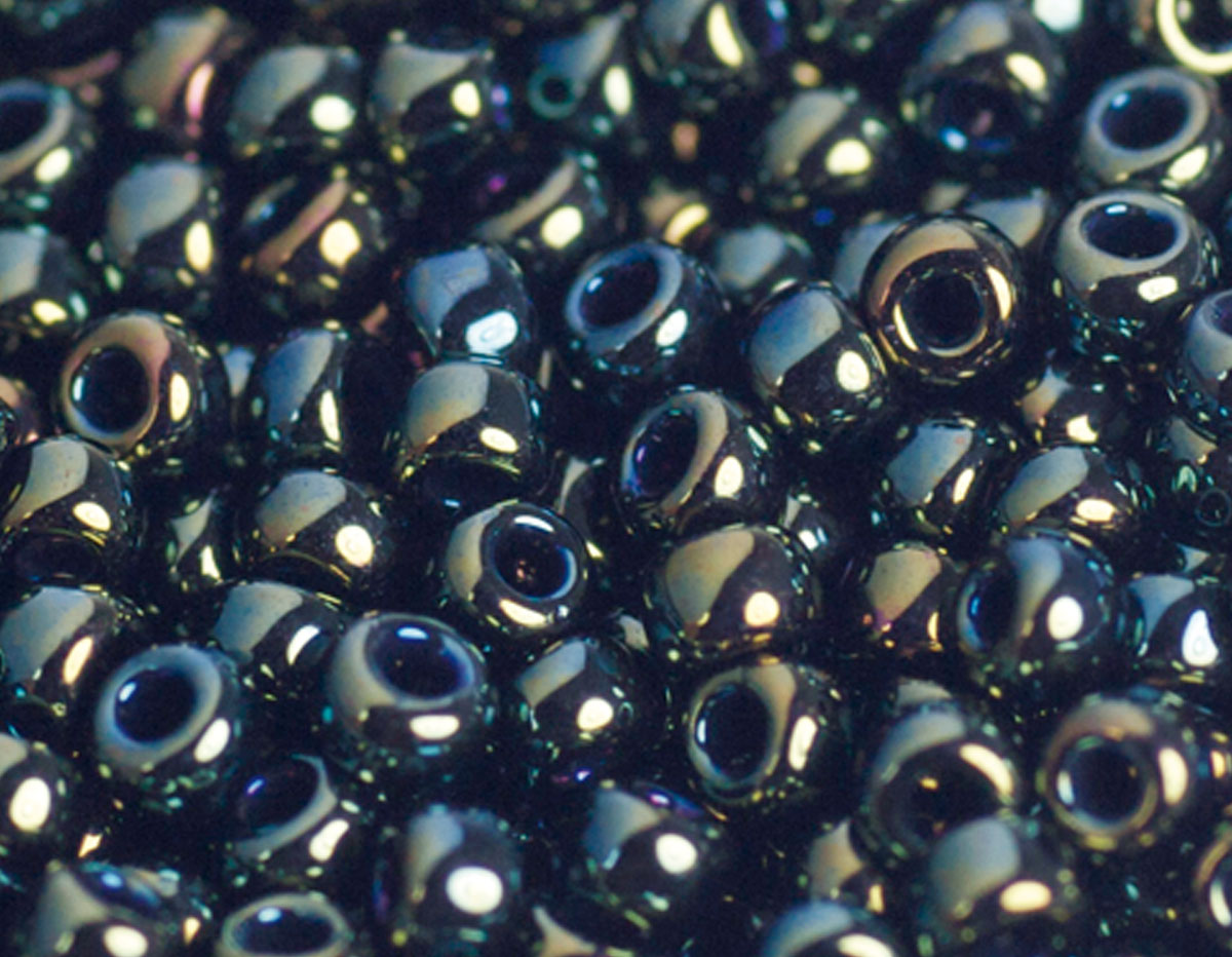 Z180084 180084 Perles japonaises rocaille metallique vert Toho