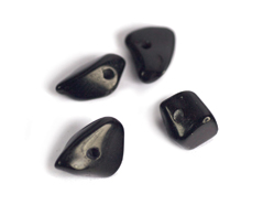 19100 Cuenta semipreciosa piedra de forma irregular onix negro Innspiro - Ítem