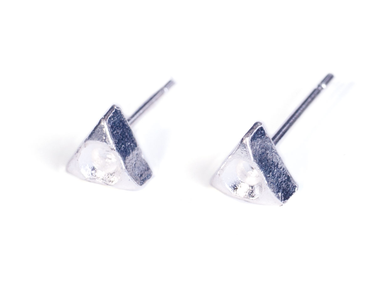 202004 A202004 Boucle d oreilles metallique pour incruster triangle argente Innspiro