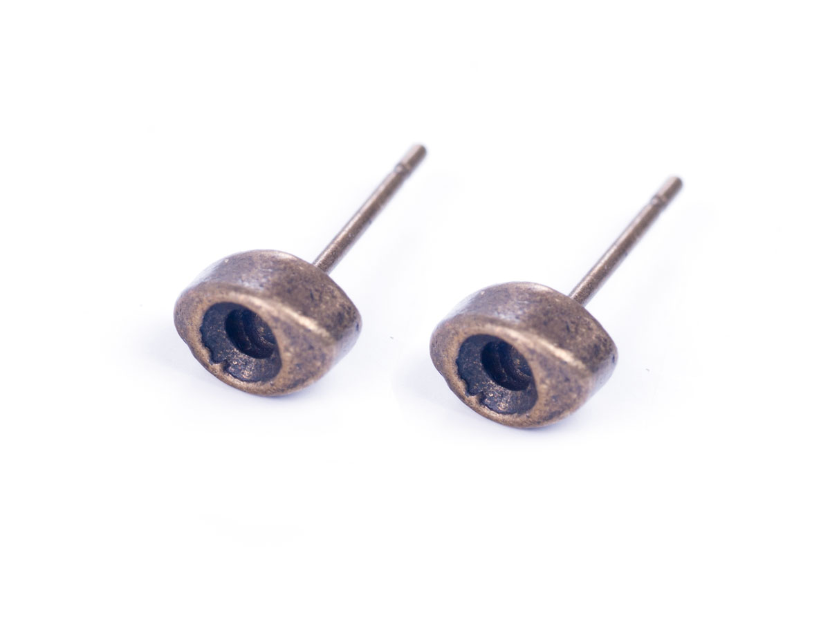 208002 A208002 Boucle d oreilles metallique pour incruster ovale dore vieilli Innspiro