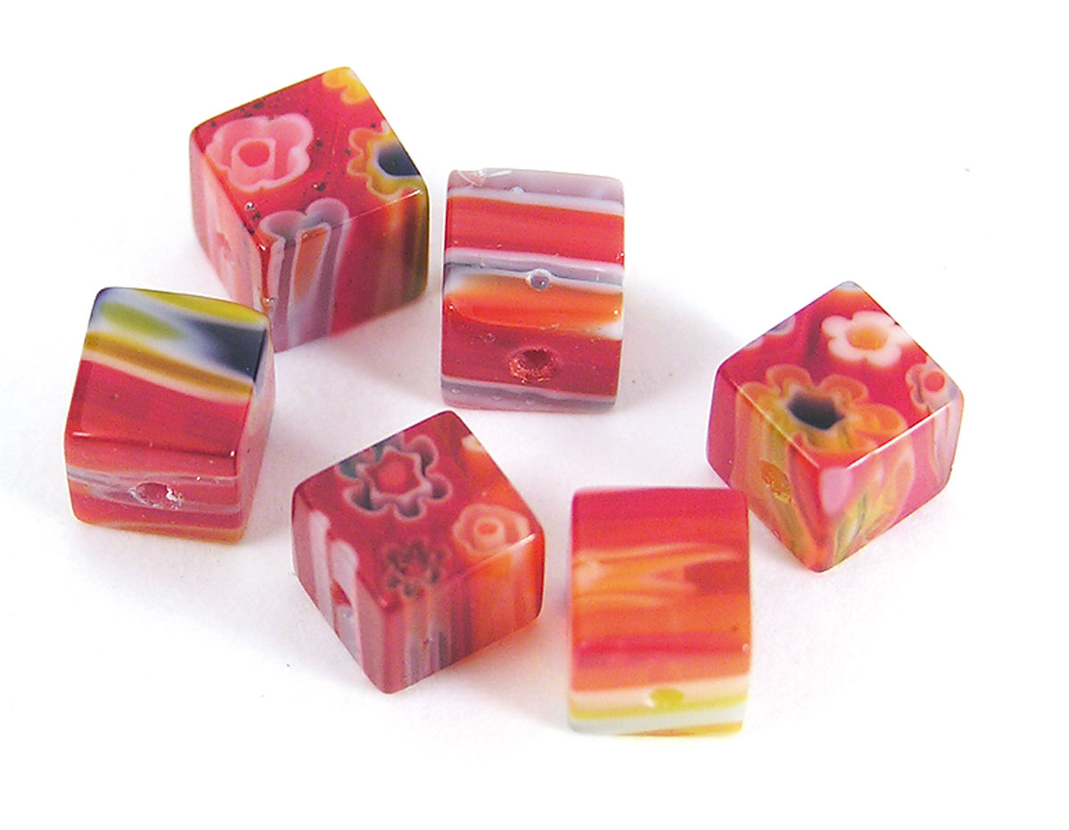21102 Z21102 Perles de verre mille fleurs cube rouge Innspiro