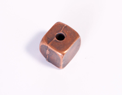 Z31005 31005 Perle metallique zamak cube cuivre vieilli Innspiro - Article