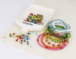 700-004 Kit rocaille de perles rondes en verre MIX de differentes couleurs et finitions de 3 8mm 27 unites de mini tubes et 10 metres d Innspiro - Article3