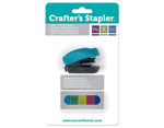 71280-0 Grapadora Crafters Stapler y grapas de colores We R Memory Keepers - Ítem1