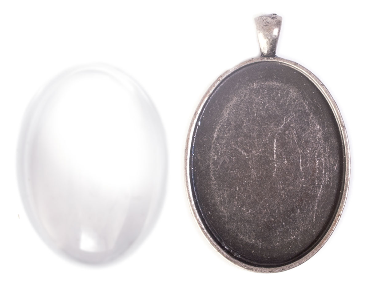 99443-AS Pendentif camee metallique ovale argente vieilli avec cabochon verre Innspiro