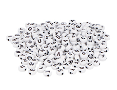 99641 Cuentas de plastico redondas letras blanco y negro 7mm 1200u Bote Innspiro - Ítem