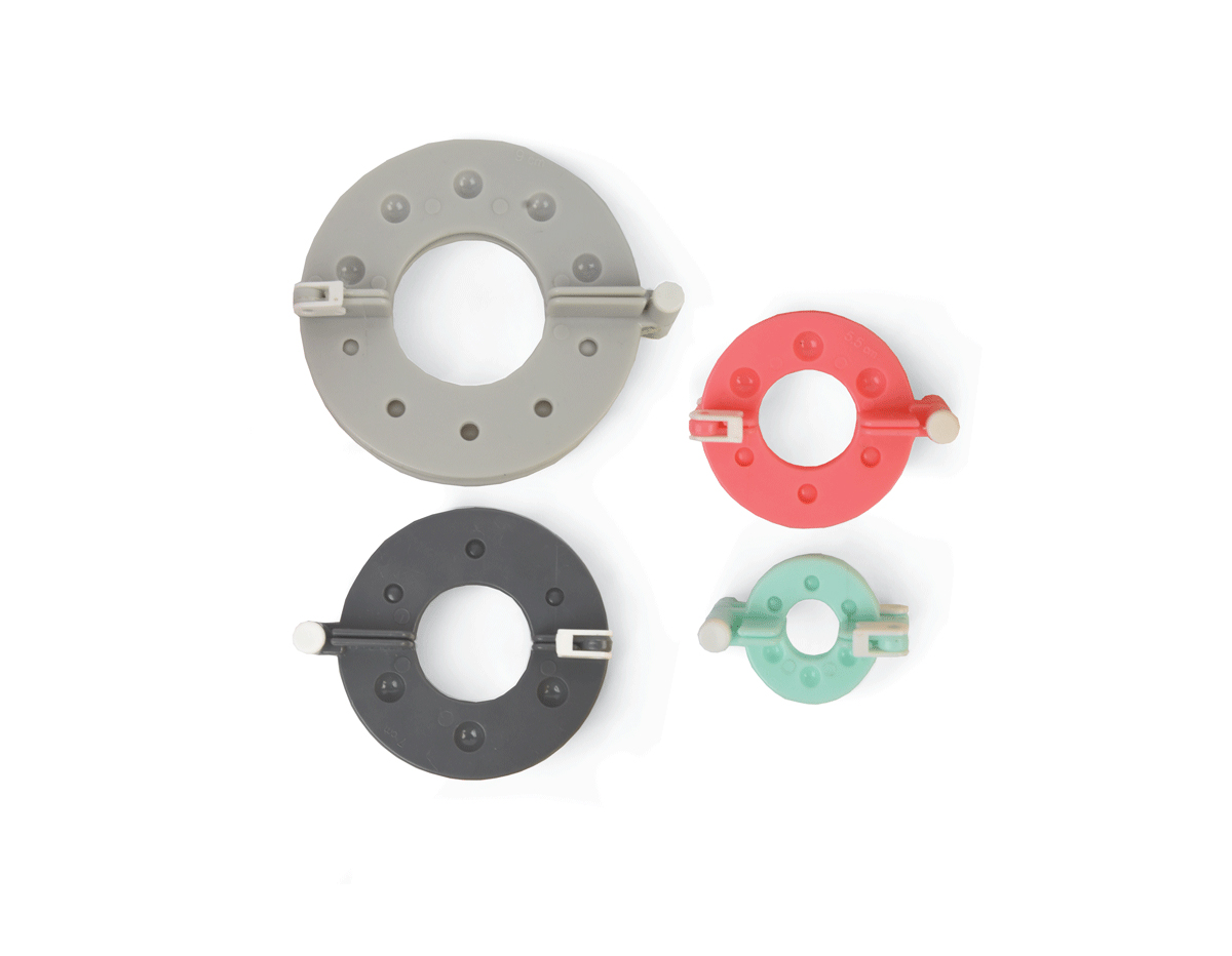 E663004 Set 4 piezas para creacion de pompones medidas surtidas Sizzix