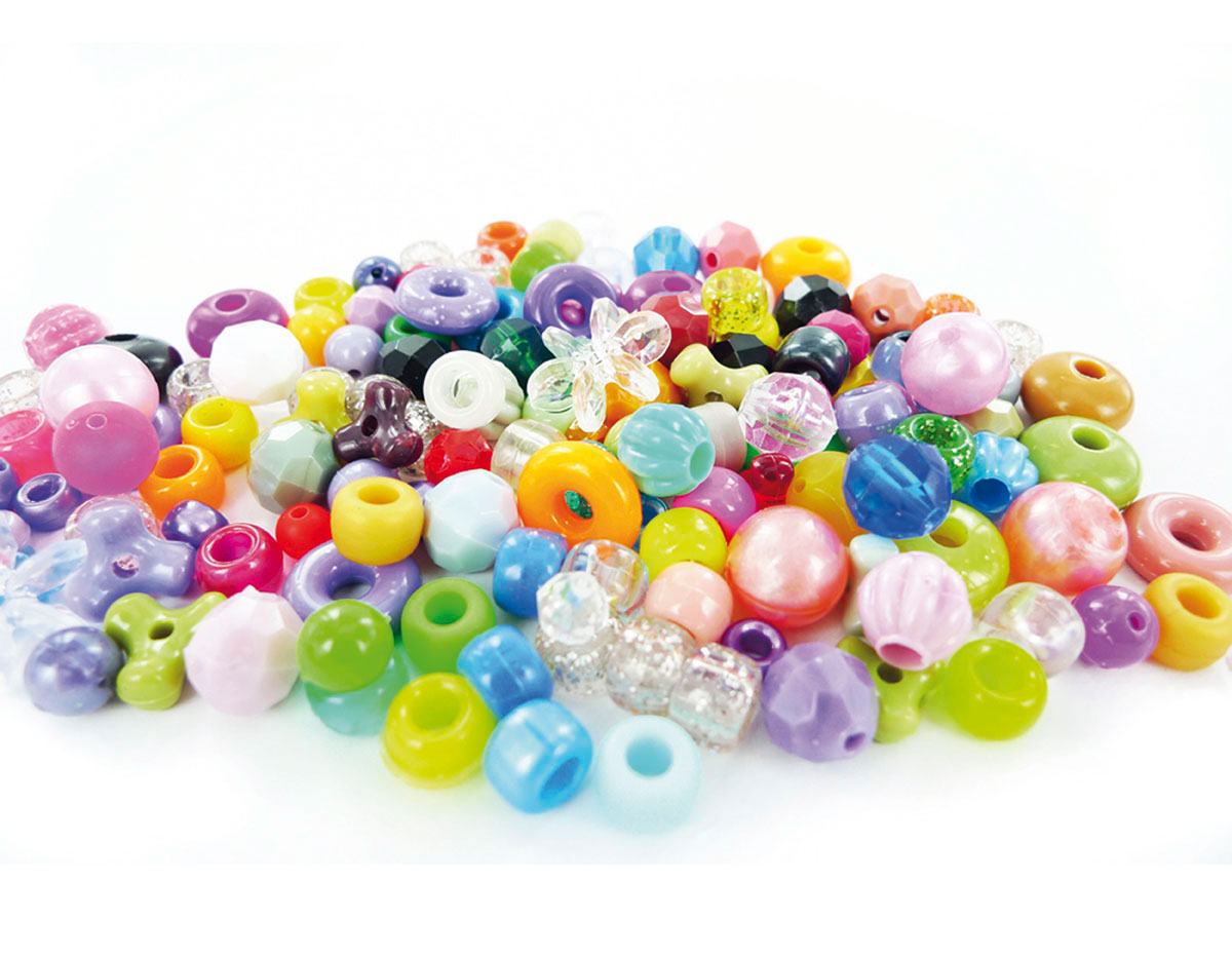 E7122 Perles en plastique en differentes formes et couleurs 450gr 1500u aprox Innspiro