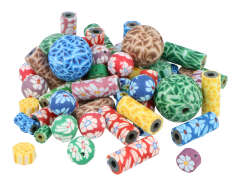 SP-14800 Bocal Perles pate polymerique formes couleurs et tailles assorties 150u Aprox Innspiro - Article