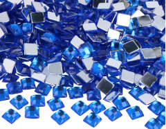 Z2150804 Gemas decorativas acrilicas cuadrado azul 8x8mm 2000u Aprox Innspiro - Ítem