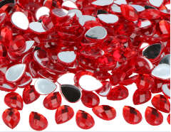 Z2201401 Gemas decorativas acrilicas gota rojo 10x14mm 1000u Aprox Innspiro - Ítem