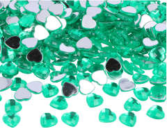 Z2301005 Gemas decorativas acrilicas corazon verde 10x10mm 1000u Aprox Innspiro - Ítem