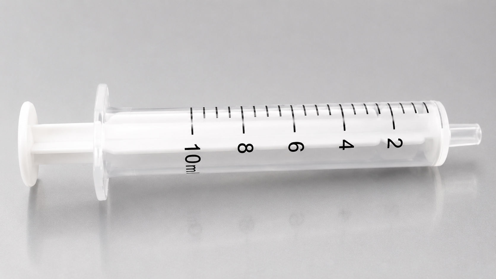 Jeringa desechable dos cuerpos 10 ml caja 100 unidades para uso médico y veterinario