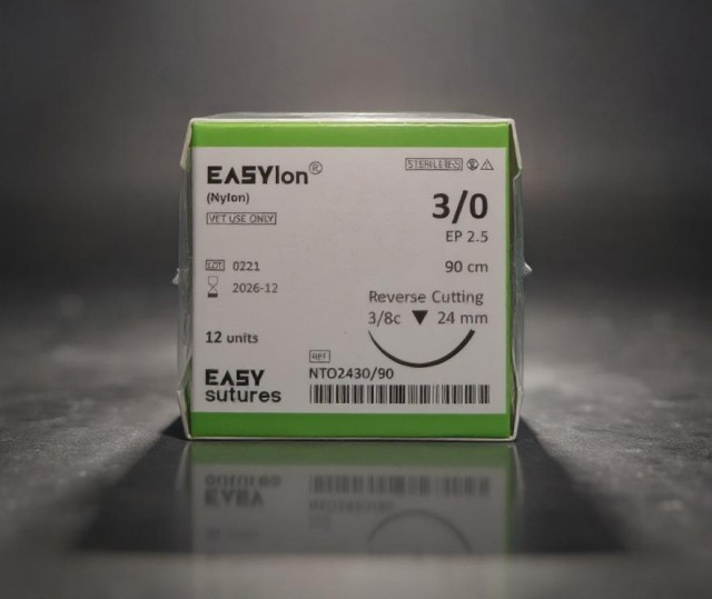 EASYLON (NYLON) 3/0 24mm.Triangular 3/8 90cm (12uds)
