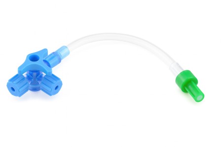 Llave de tres vías con Alargadera 10 cm.