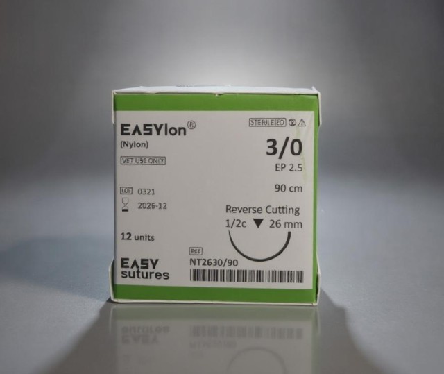 EASYLON (NYLON) 3/0 26mm.Triangular 1/2 90cm (12uds)