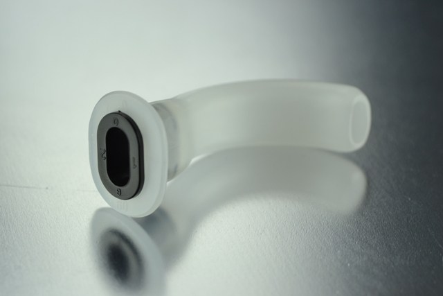 Tubo orofaringeo Guedel-Mayo numero 0 de 6 cm color negro para uso medico y veterinario