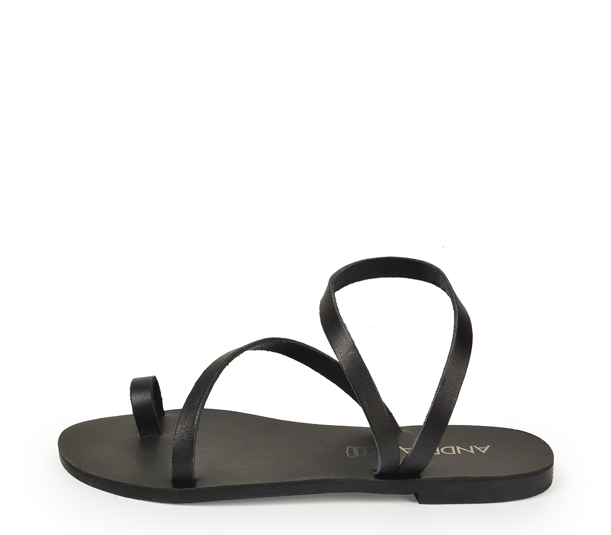 Ref. 5541 Sandalia piel negra. De dedo y tira en el empeine con pulsera al  tobillo.