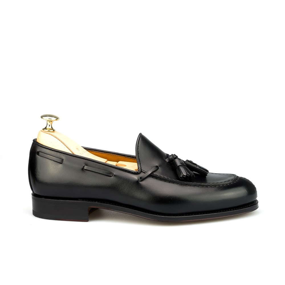 MOCASINES BORLAS EN BOX CALF NEGRO | CARMINA