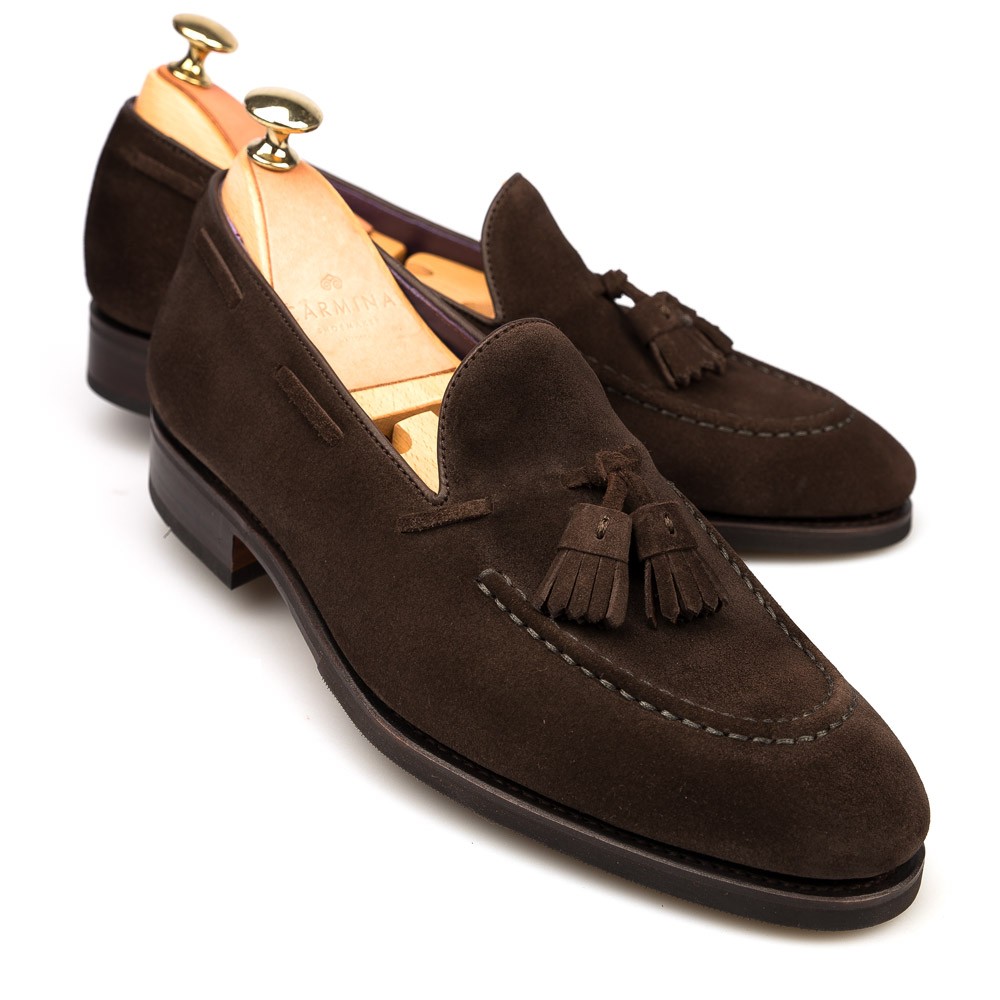 TASSEL LOAFERS IN BROWN SUEDE | CARMINA